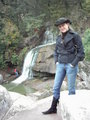 И еще один водопад... достаточно большой, просто на фото издали! (2007-02-25 12:50:32)