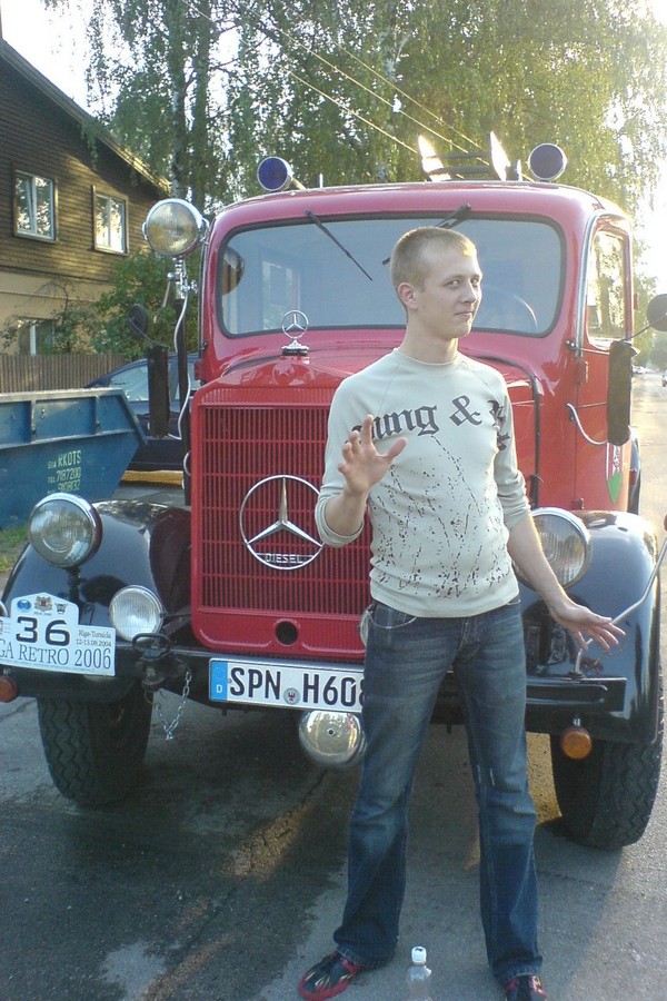 2007-02-28 23:21:07: 