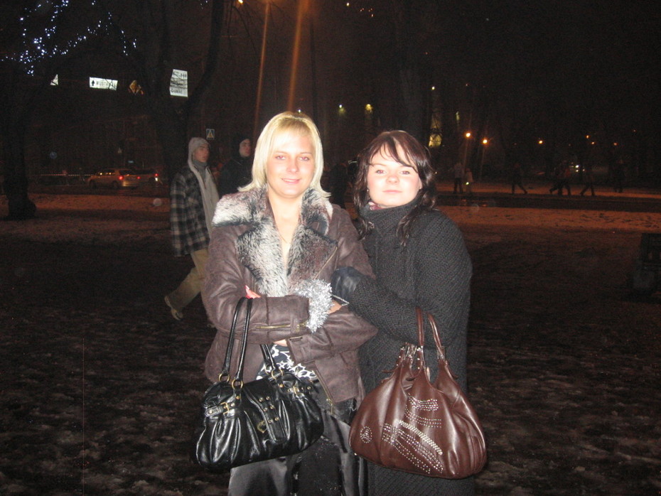 2007-03-01 19:44:06: с сестрой в новогоднюю ночь