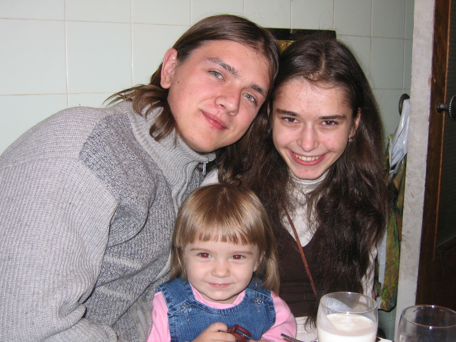 2007-03-08 22:39:09: мама, папа, Сашенька