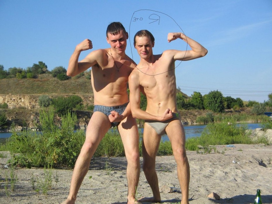 2007-03-26 20:50:03: мой кум и я............соответственно