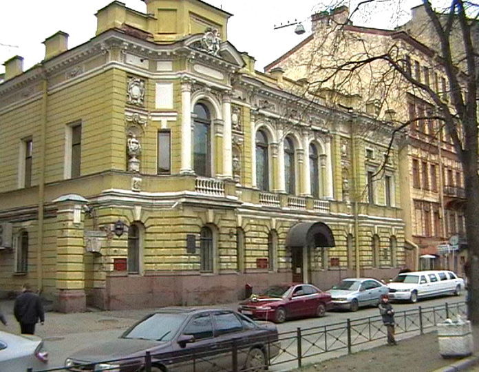 2007-04-18 15:32:31: Дворец бракосочетания на Петра Лаврова.