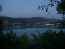 sandav: Озеро на Абрау-Дюрсо ночью.(в режиме ночной съемки) | 2007-04-24 18:32:25