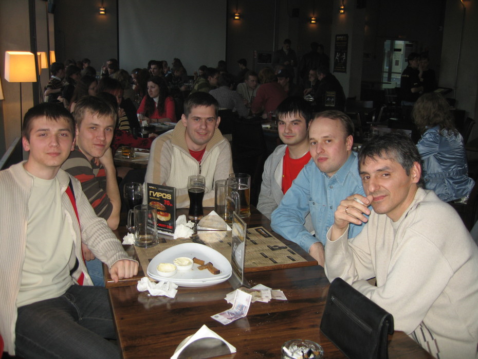 2007-05-05 04:56:54: опять компашка