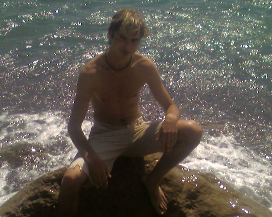 2007-06-12 13:11:43: frrr )))