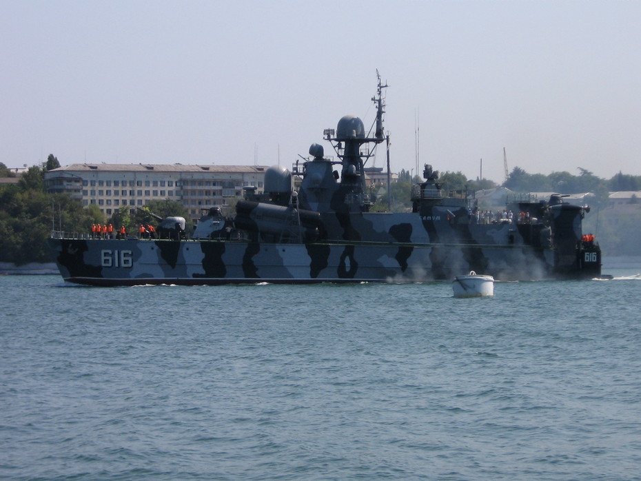 2007-07-29 21:39:50: А кораблики-то в Крыму российские