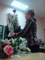 Удивляецо че эта он не ставица в вазу :) (2007-09-01 12:58:57)