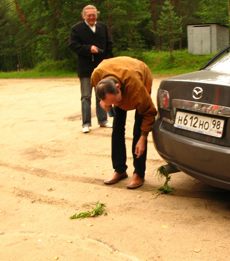 2008-08-05 17:56:26: У самого трезвого водителя БАЦ'a самая курящая машина))))))))