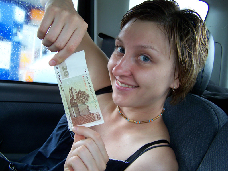 2008-08-25 14:51:06: пробуем местную валюту %)))