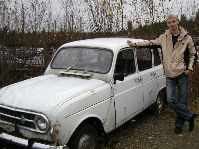 2008-10-10 15:25:34: Renault 4