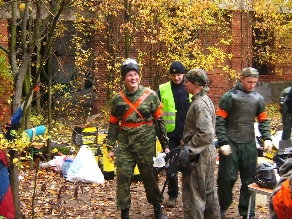 2008-10-13 18:18:44: Бешенный водитель, кто в курсе мя поймет)))