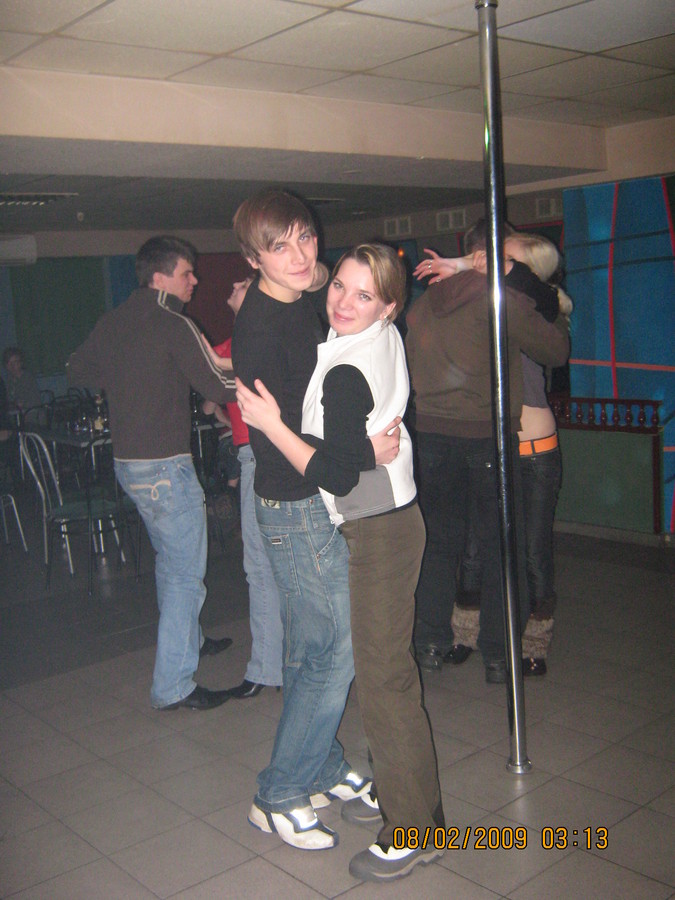 2009-04-08 21:47:27: танцы-пляски