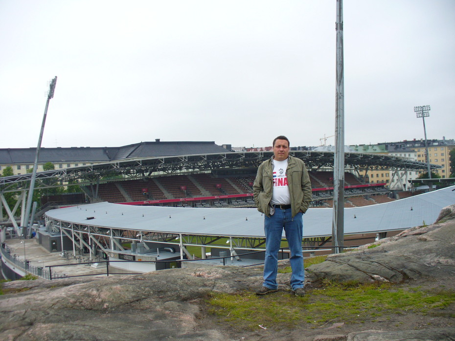 2009-06-10 11:44:57: finnair stadium