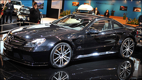 2009-08-13 19:11:56: если вас не удовлетворяет скорость обычного SL65 за 10миллионов рублей тогда вы добавив еще 5 можете поехать быстрее на SL BLACK