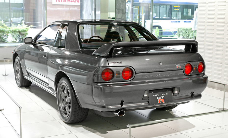 2009-09-11 21:05:05: GT-R (R32)