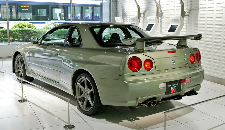 2009-09-11 21:06:00: GT-R (R34)