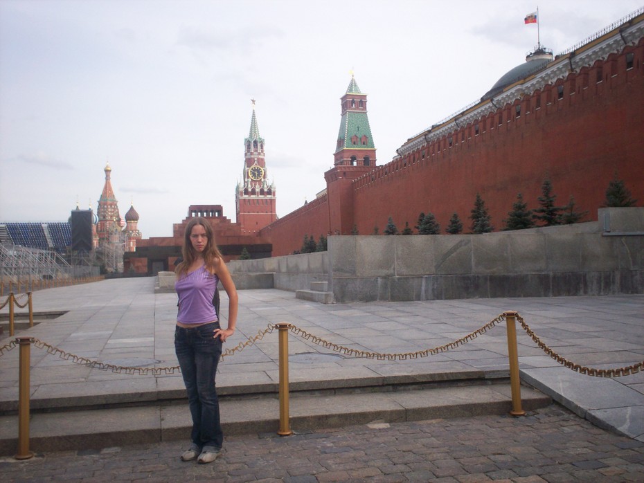 2010-09-04 02:50:36: я с видом на мавзолей Ленина