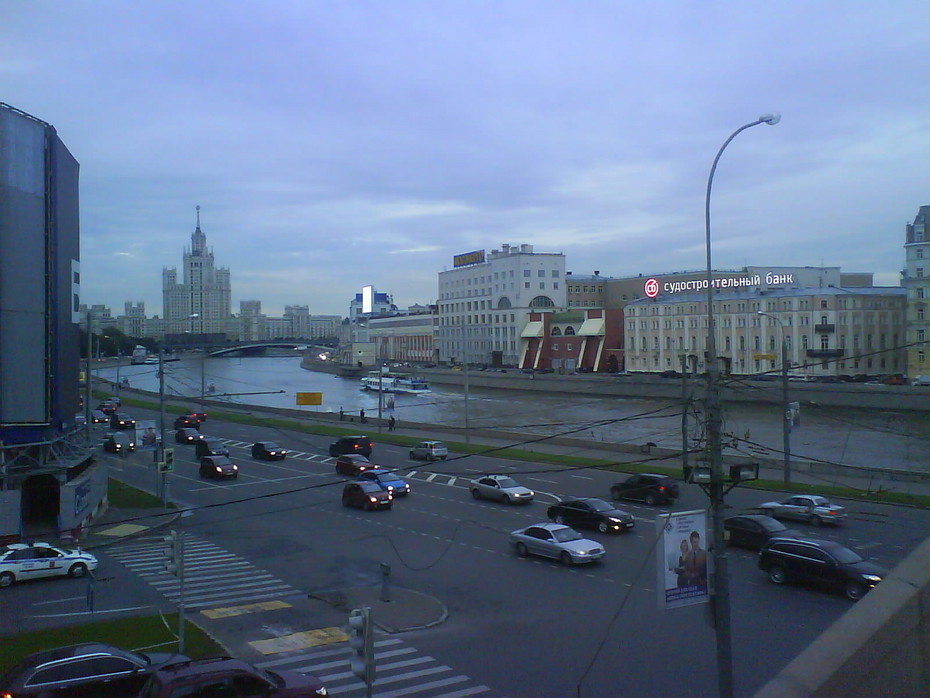2010-10-17 16:17:31: Москва-река