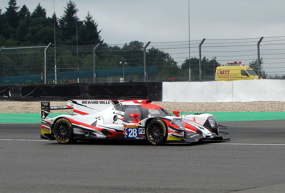 2017-08-26 20:13:33: Mercedes Arena, Nürburgring 2017